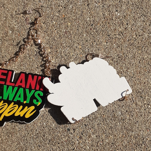 Afrocentric Statement wooden Earrings - Picture 2 of 2